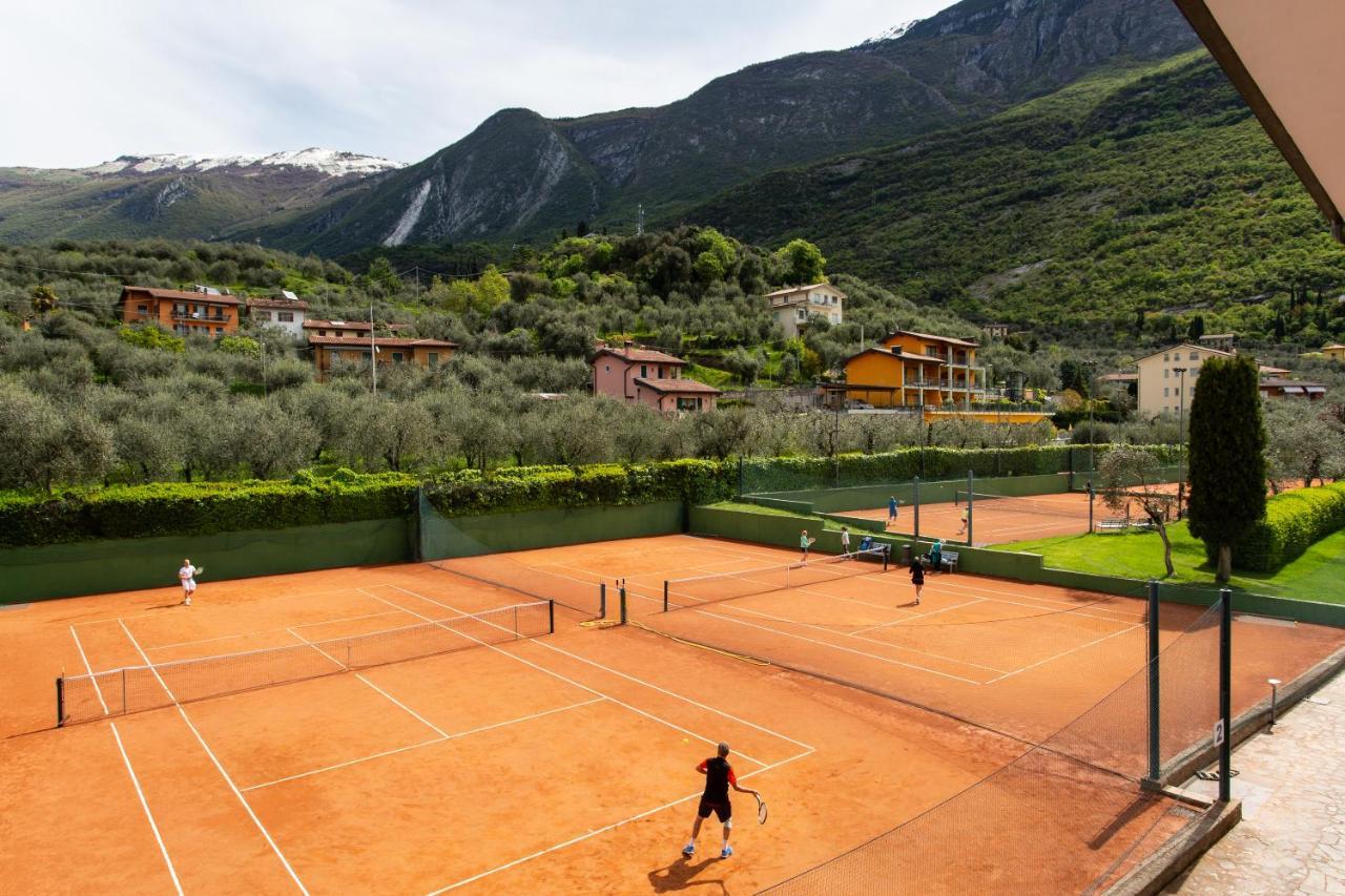 Club Hotel Olivi - Tennis Center Malcesine Exterior foto